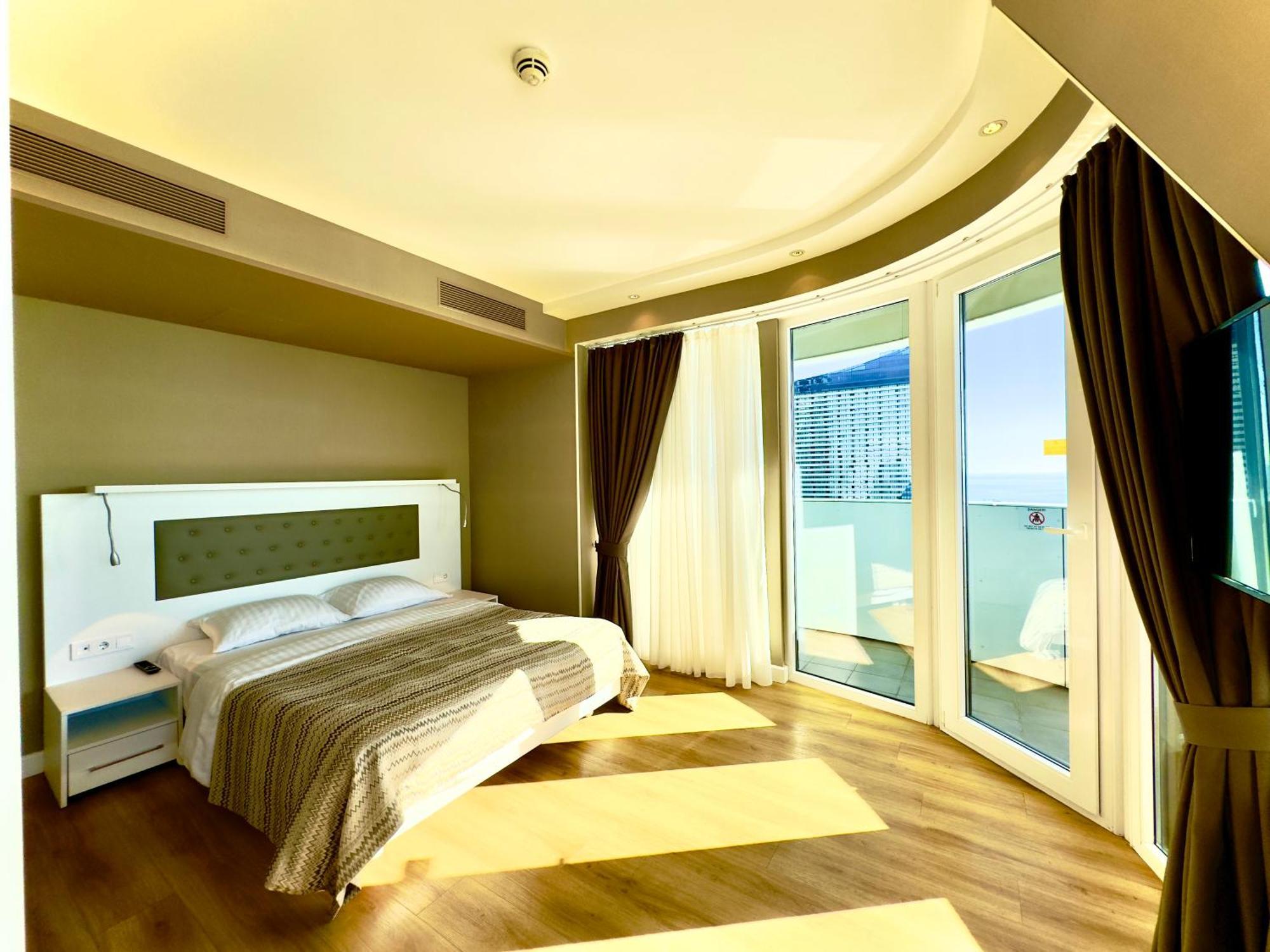 My Sunshine Apartments In Batumi Exterior photo